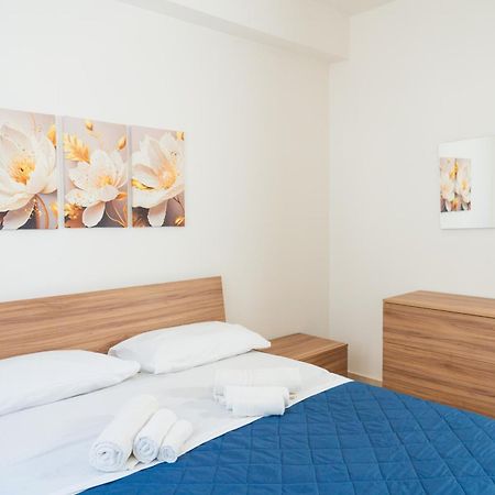 Free Parking Napoli Vista Mare Apartment Exterior photo